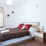 Rooms&Apartments 72